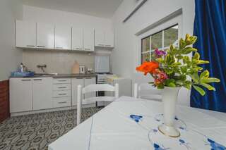 Апартаменты Apartments KOVAC Тиват Апартаменты - 1-й этаж-2